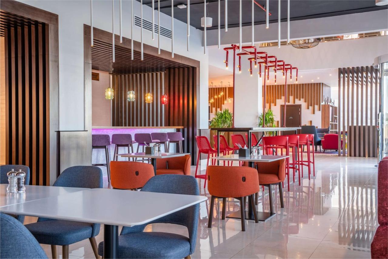 Park Inn By Radisson Jeddah Madinah Road Luaran gambar