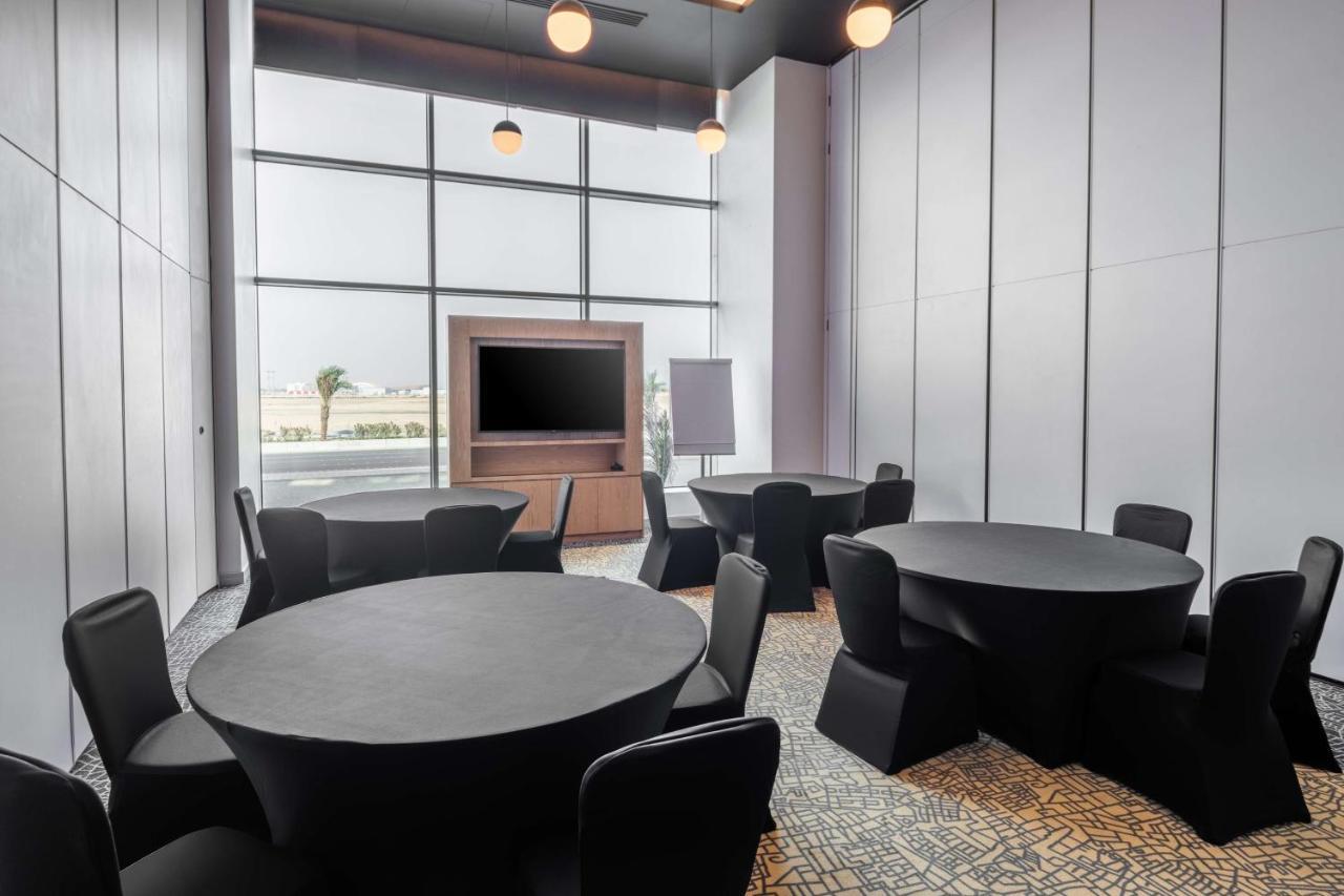 Park Inn By Radisson Jeddah Madinah Road Luaran gambar